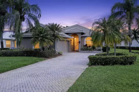 9434 Poinciana Ct, Fort Pierce, FL 34951