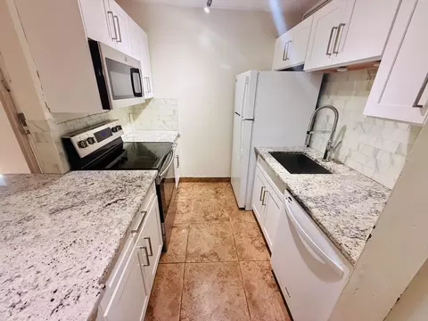 21 Crossings Cir #C, Boynton Beach, FL 33435