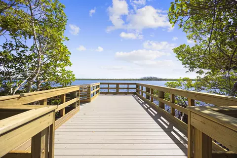 View/Area - 6136 SE Riverboat Dr, Stuart, FL 34997 photo 2 of 9