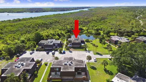 View/Area - 6136 SE Riverboat Dr, Stuart, FL 34997 photo 4 of 9