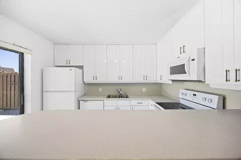 Kitchen - 6136 SE Riverboat Dr, Stuart, FL 34997 photo 2 of 4