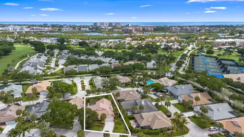 View/Area - 16997 Freshwind Cir, Jupiter, FL 33477 photo 2 of 3