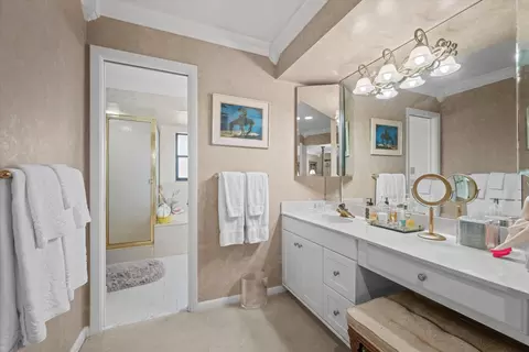 Bath - 16997 Freshwind Cir, Jupiter, FL 33477 photo 1 of 5