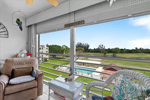 6768 N 10th Ave #410, Lake Worth, FL 33467