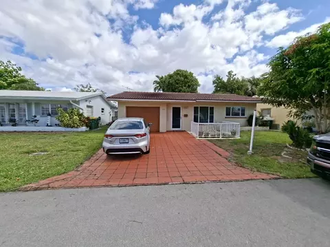 4513 NW 49th St, Tamarac, FL 33319