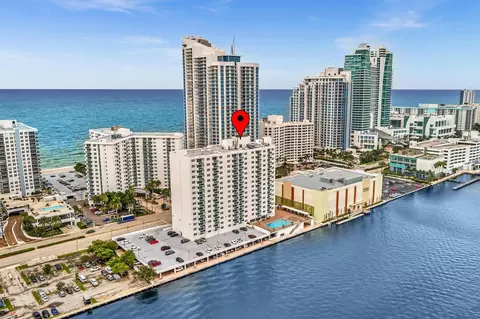 3000 S Ocean Dr #714, Hollywood, FL 33019