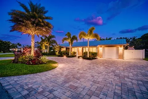 1066 SW 27th Pl, Boynton Beach, FL 33426