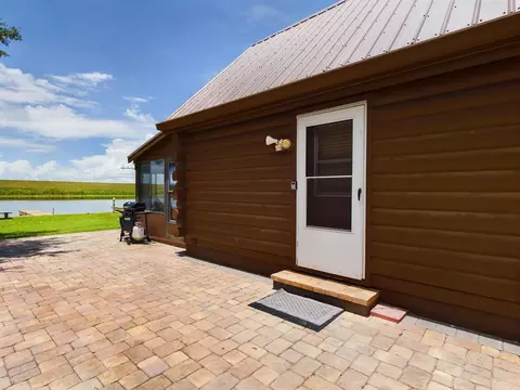 Exterior - 8348 Us-441, Okeechobee, FL 34974 photo 6 of 8