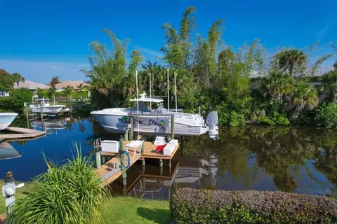 479 SW Lost River Rd, Stuart, FL 34997