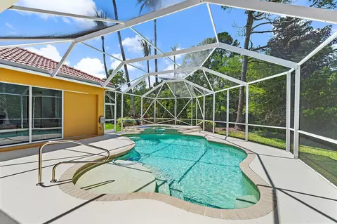 Exterior - 19189 Tamara Ln, Jupiter, FL 33458 photo 8 of 20
