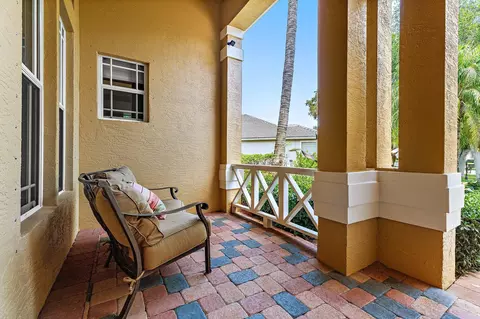 Exterior - 19189 Tamara Ln, Jupiter, FL 33458 photo 5 of 20
