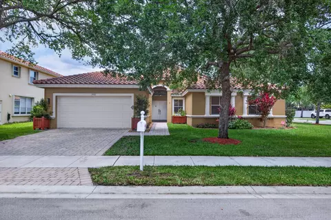 19111 SW 8th St, Pembroke Pines, FL 33029