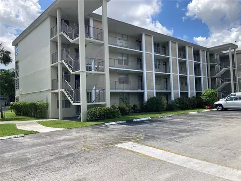 2998 NW 48th Ter #332, Lauderdale Lakes, FL 33313