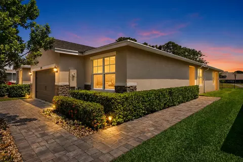 5725 SE Kawana Trl, Hobe Sound, FL 33455