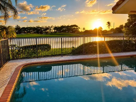 6180 Golf Villas Dr, Boynton Beach, FL 33437