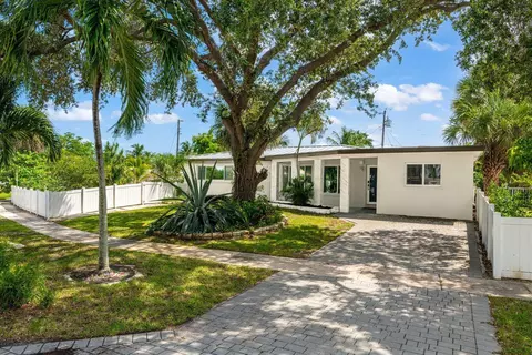 2298 NE 4th Ave, Boca Raton, FL 33431