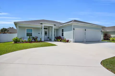 1950 SW Glendale St, Port Saint Lucie, FL 34987