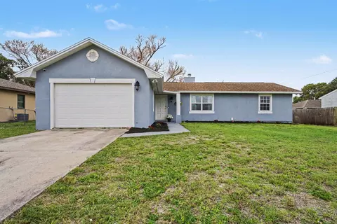 2174 Dickens St NE, Palm Bay, FL 32907