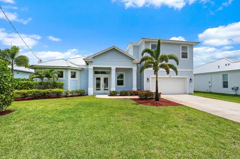 228 SW Indian Groves Dr, Stuart, FL 34994