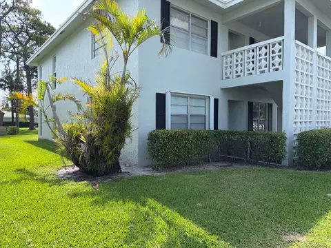 1030 Silk Oak Ter #101, Delray Beach, FL 33445