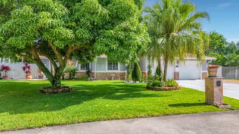 3119 Indian Trl, Lake Worth, FL 33462