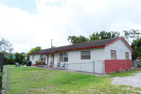 1602 Meridian Rd, West Palm Beach, FL 33417