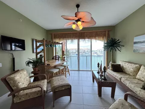 12 Harbour Isle Dr W #204, Fort Pierce, FL 34949