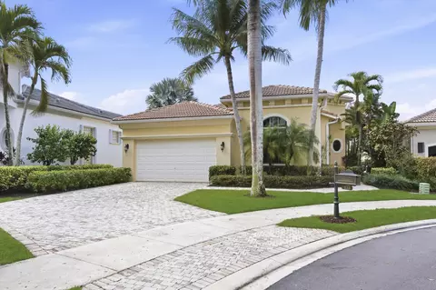 233 Andalusia Dr, Palm Beach Gardens, FL 33418