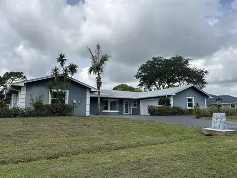 2080 SElmhurst Rd, Port Saint Lucie, FL 34952