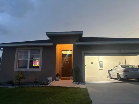1598 Leeward Ave SE, Palm Bay, FL 32909