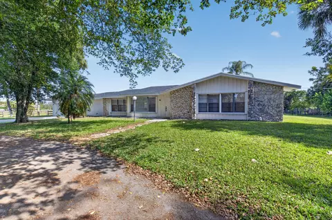 10157 La Reina Rd, Delray Beach, FL 33446