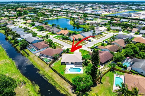 9792 Majorca Pl, Boca Raton, FL 33434