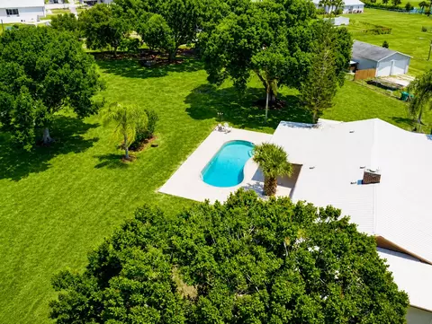 View/Area - 3856 SW 11th Ave, Okeechobee, FL 34974 photo 2 of 6