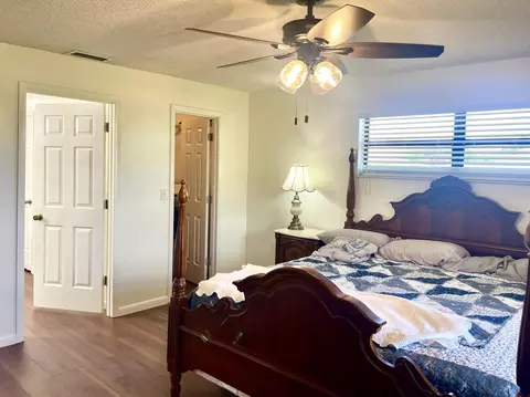 Bedroom - 3856 SW 11th Ave, Okeechobee, FL 34974 photo 4 of 6