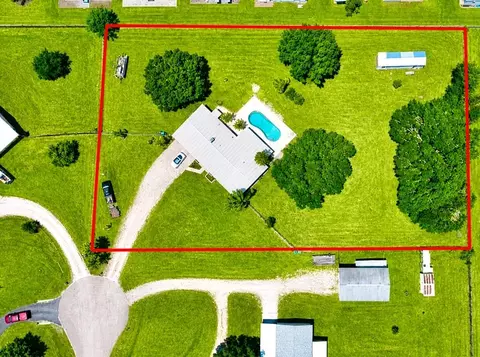 View/Area - 3856 SW 11th Ave, Okeechobee, FL 34974 photo 5 of 6