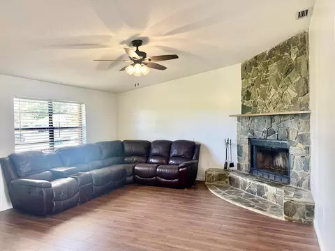 Living - 3856 SW 11th Ave, Okeechobee, FL 34974 photo 2 of 2