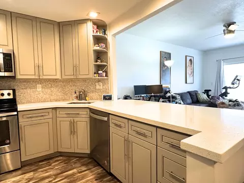 50 SW 3rd Ave #3020, Boca Raton, FL 33432