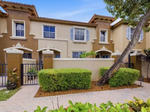 2914 Hope Valley St #2108, West Palm Beach, FL 33411