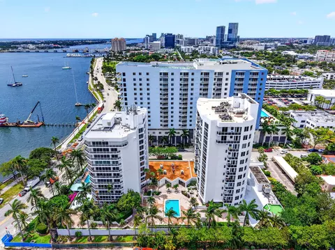 1617 N Flagler Dr, West Palm Beach, FL 33407
