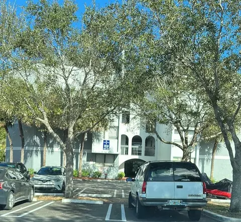 1850 N Congress Ave #201, West Palm Beach, FL 33401