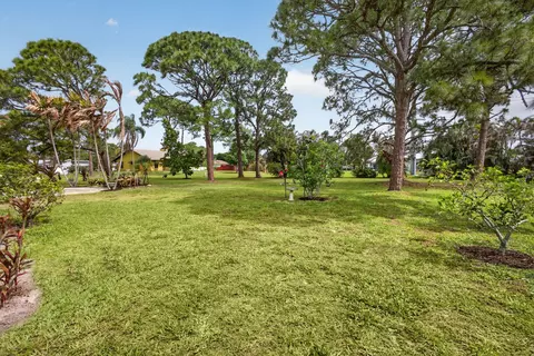 Exterior - 5589 SE Paramount Dr, Stuart, FL 34997 photo 16 of 16