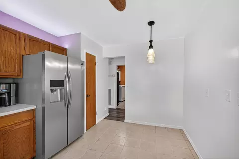Kitchen - 5589 SE Paramount Dr, Stuart, FL 34997 photo 4 of 4