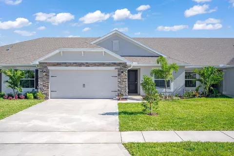 8615 Giovanni Ave, Fort Pierce, FL 34951