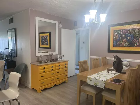 7300 NW 17th St #320, Plantation, FL 33313