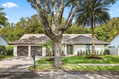 3901 NW 27th Ave, Boca Raton, FL 33434
