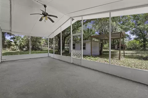 Exterior - 536 SE 16th Ave, Okeechobee, FL 34974 photo 6 of 9