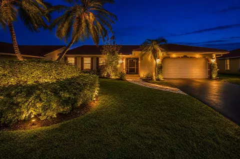 1042 NW 110th Ln, Coral Springs, FL 33071