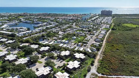 1921 19th Ct, Jupiter, FL 33477 photo 18
