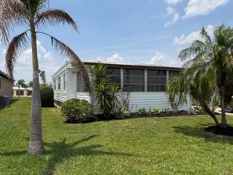 52 Huarte Way, Port Saint Lucie, FL 34952