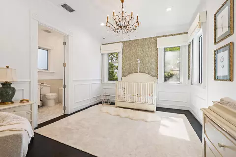 Bedroom - 386 Eagle Dr, Jupiter, FL 33477 photo 3 of 3